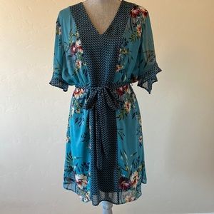 DR2 MIDI  Dusty blue/green dress with 3/4 length sleeve, mixed pattern & flowers